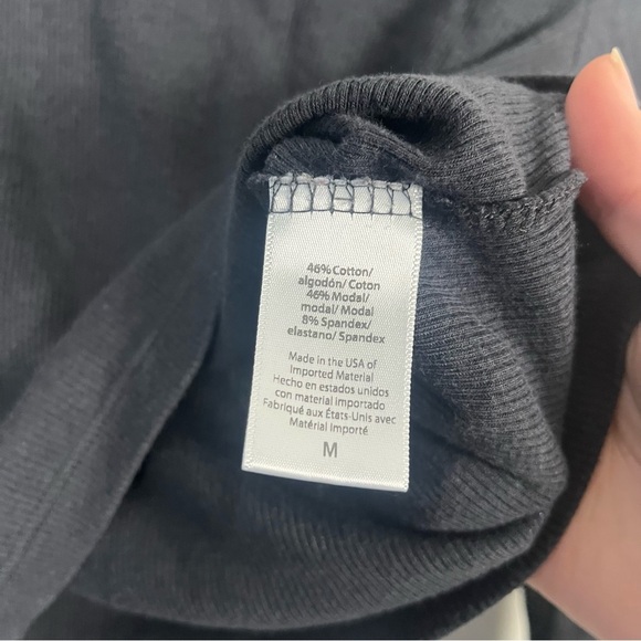 Beyond yoga black/grey ribbed cropped long sleeve top size medium - Picture 3 of 5